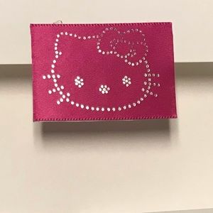 Meet your Posher, Roya